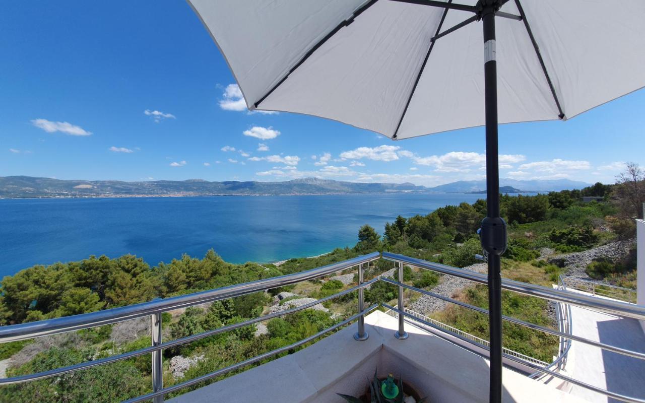 Apartment Kate Слатине Экстерьер фото